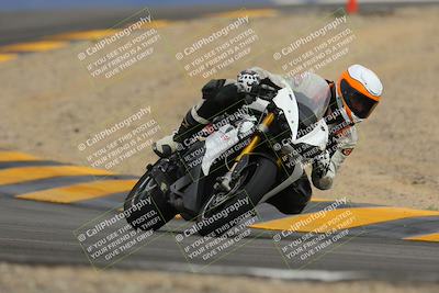 media/Jan-14-2023-SoCal Trackdays (Sat) [[497694156f]]/Turn 12 (120pm)/